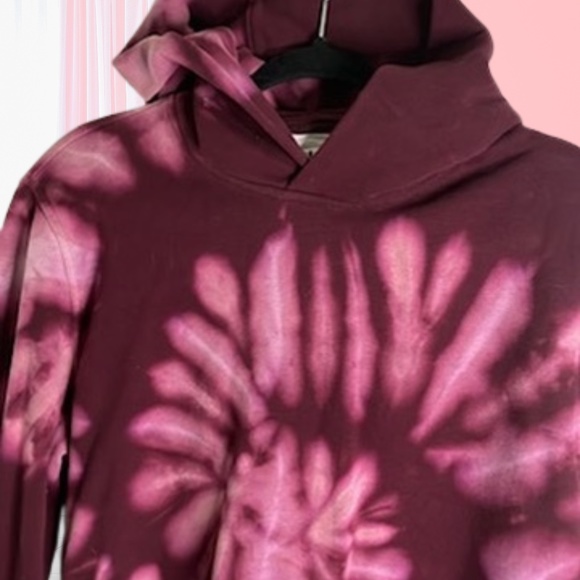 Gap Tie-Dye Burgundy Hoodie - Size Medium - Picture 3 of 5